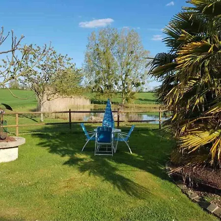 Dépendance Pour Un Paisible à La Campagne Сasa de vacaciones