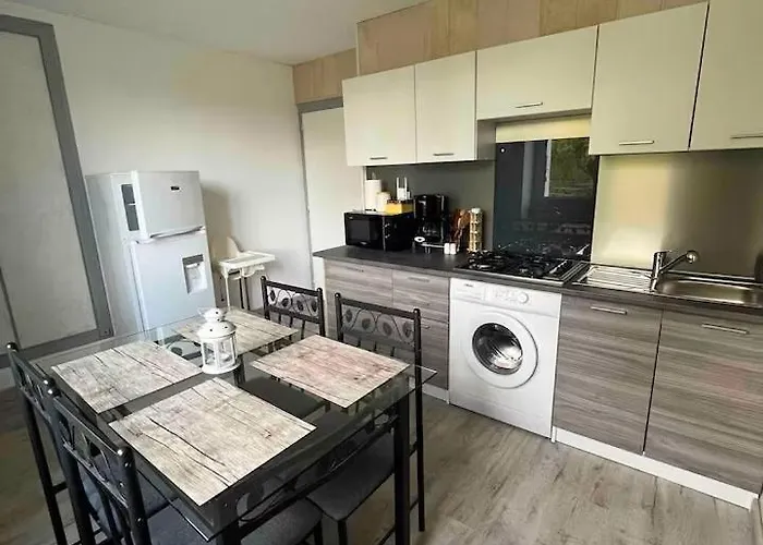 Holiday home Agreable Dependance Pour Un Sejour Paisible A La Campagne Cerizay